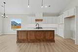 348 Buckland St - Photo 8