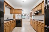 1135 Patrick Henry St - Photo 5