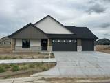 348 Buckland St - Photo 1