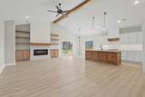 348 Buckland St - Photo 4