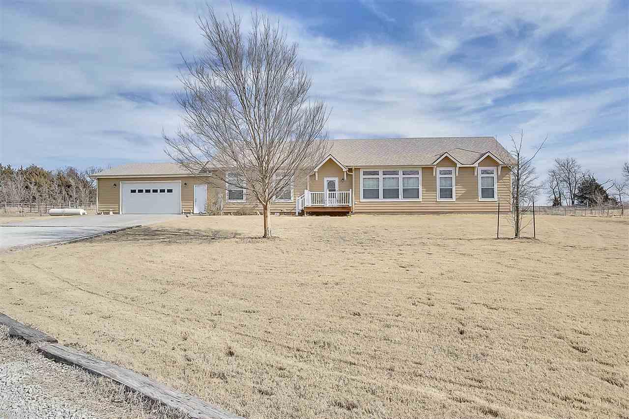 4447 2nd Rd - Photo 1