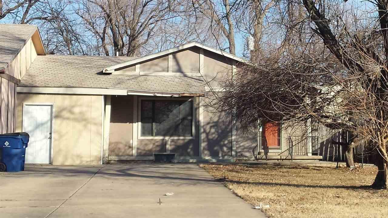 514 Sheridan - Photo 1
