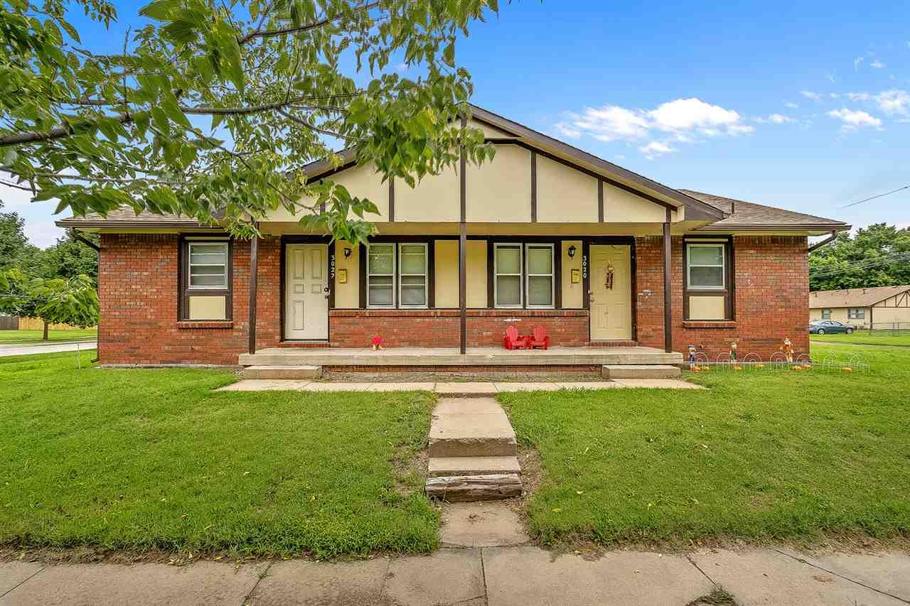 3020 University Ave - Photo 1