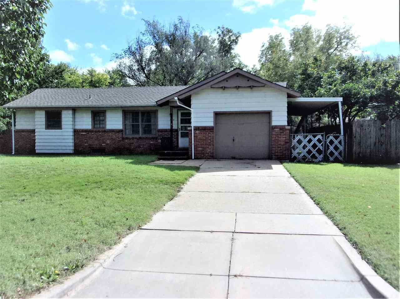 1945 Glen Oaks Dr - Photo 1
