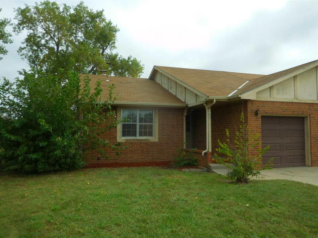 1820 Winstead St - Photo 1
