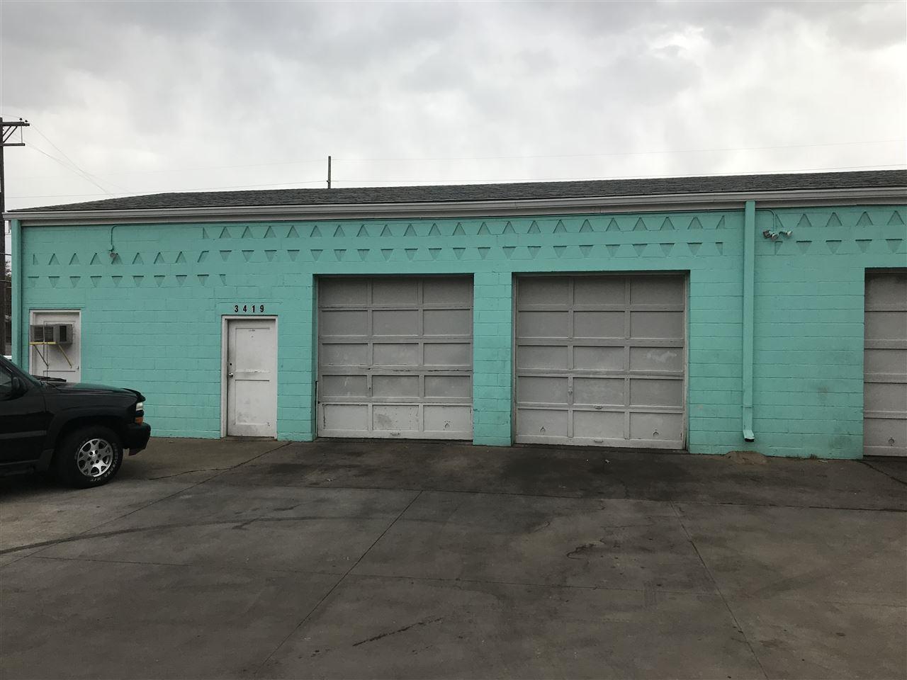 3419 Harry St - Photo 1
