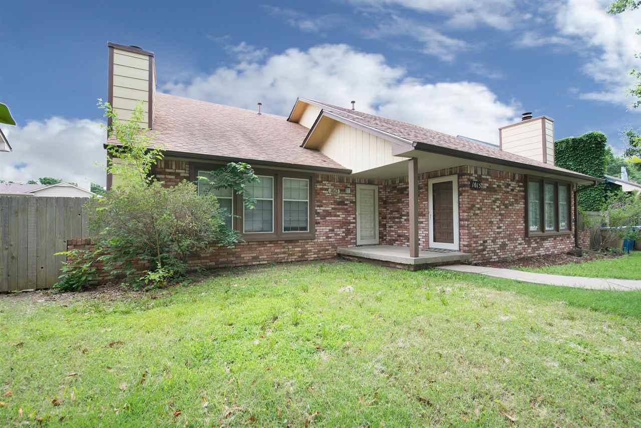 1017 Redwood Rd - Photo 1