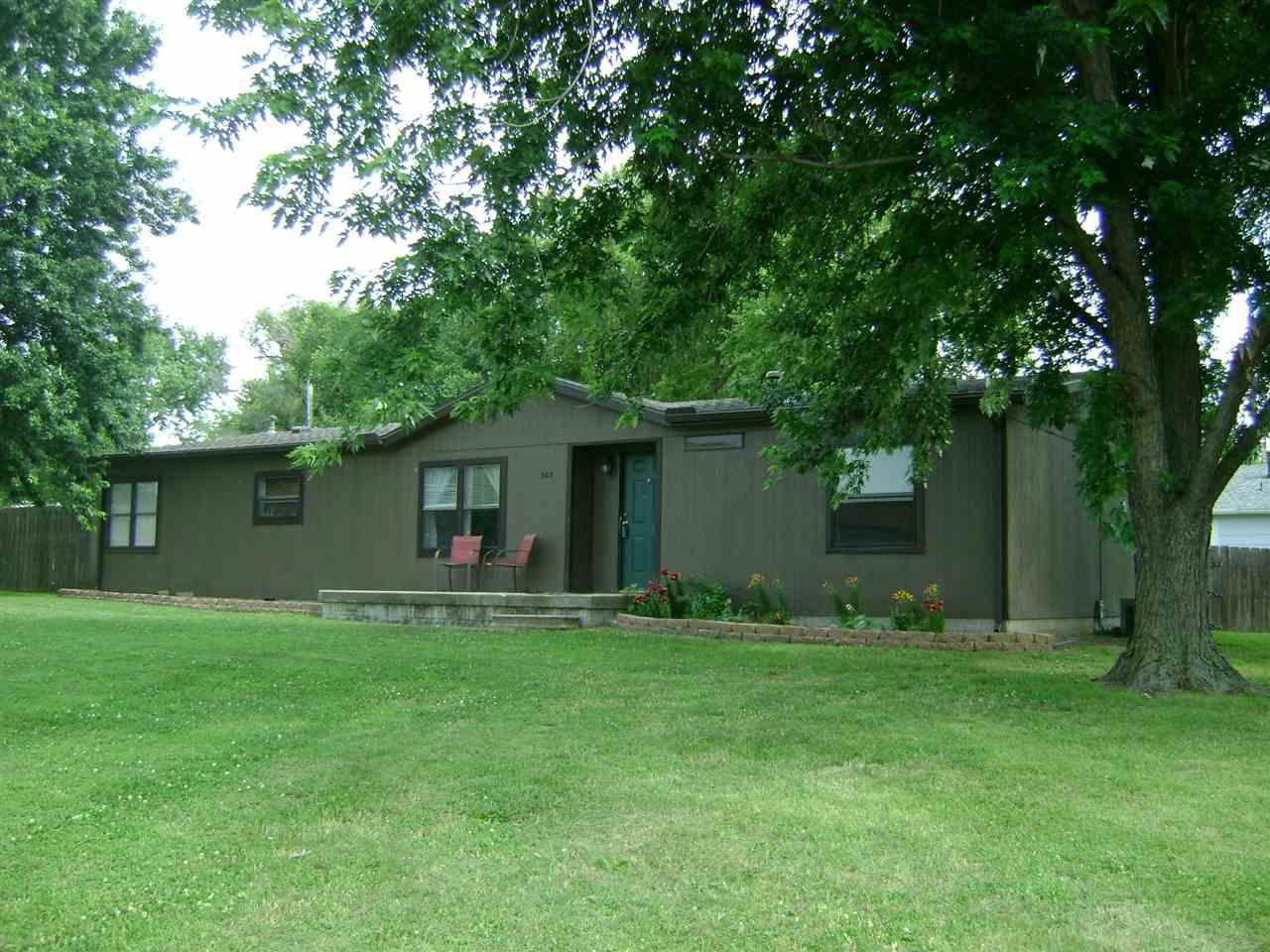 305 Wood - Photo 1