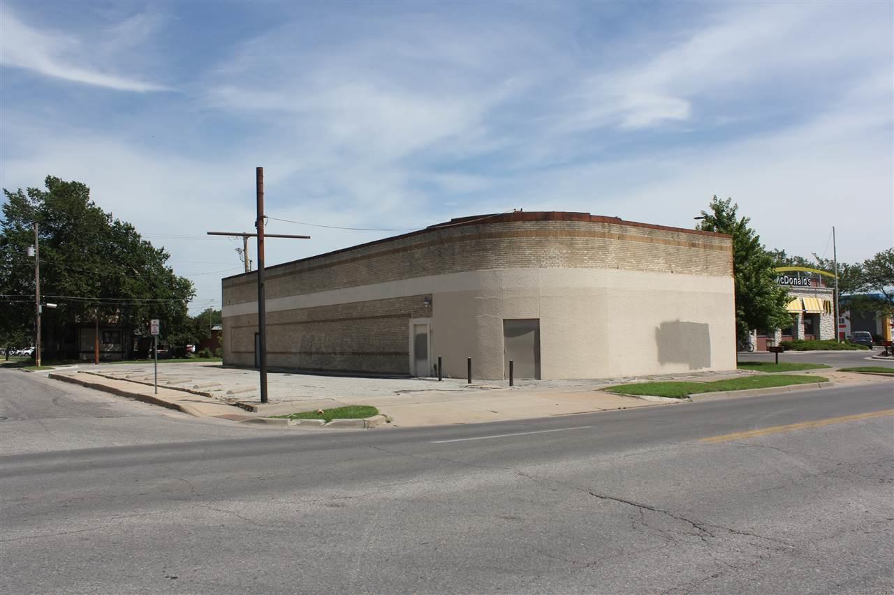 1064 Broadway - Photo 1