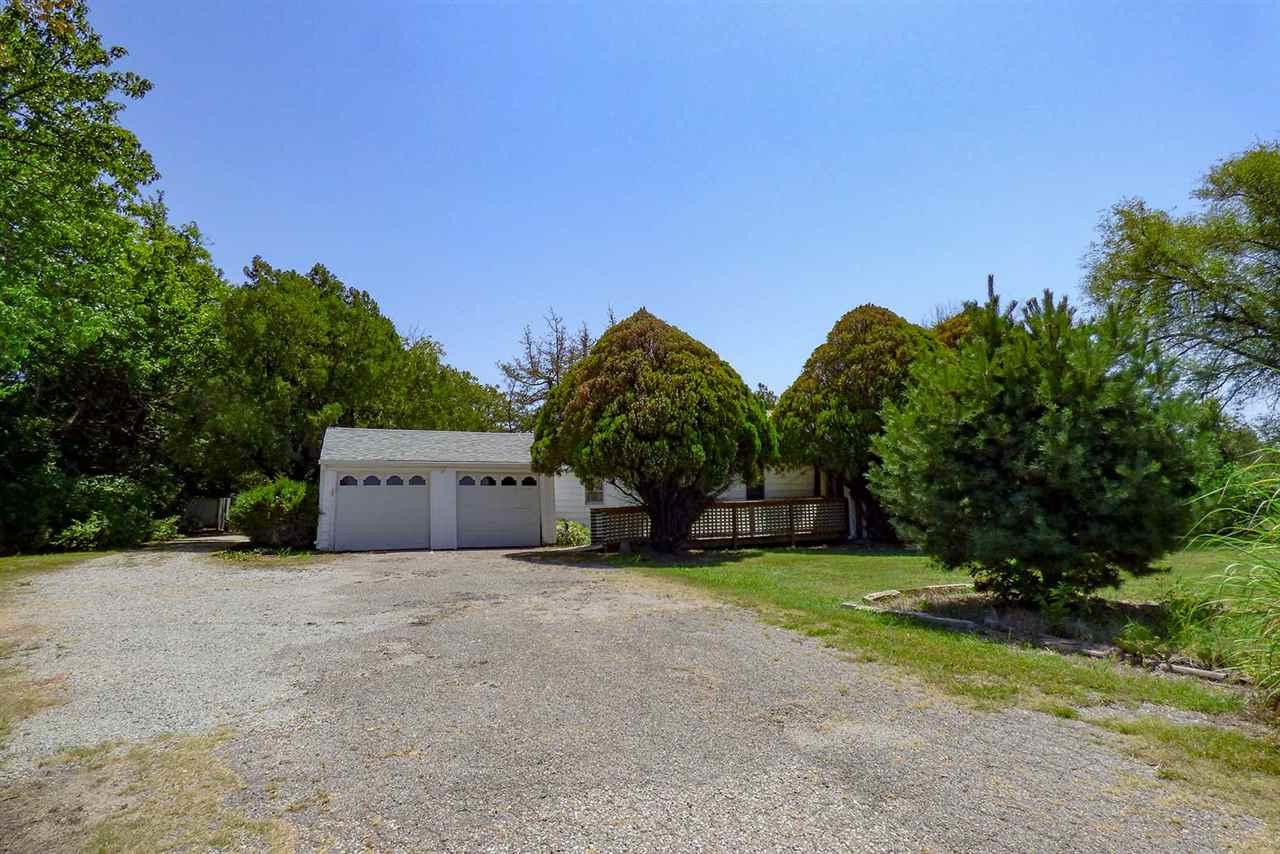 4406 Rock Rd - Photo 1
