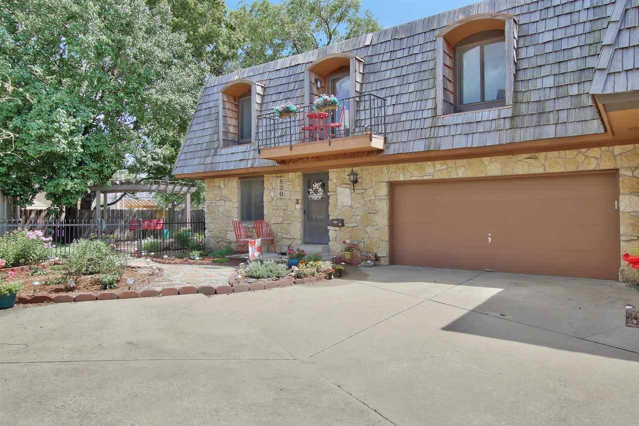 820 Amidon - Photo 1