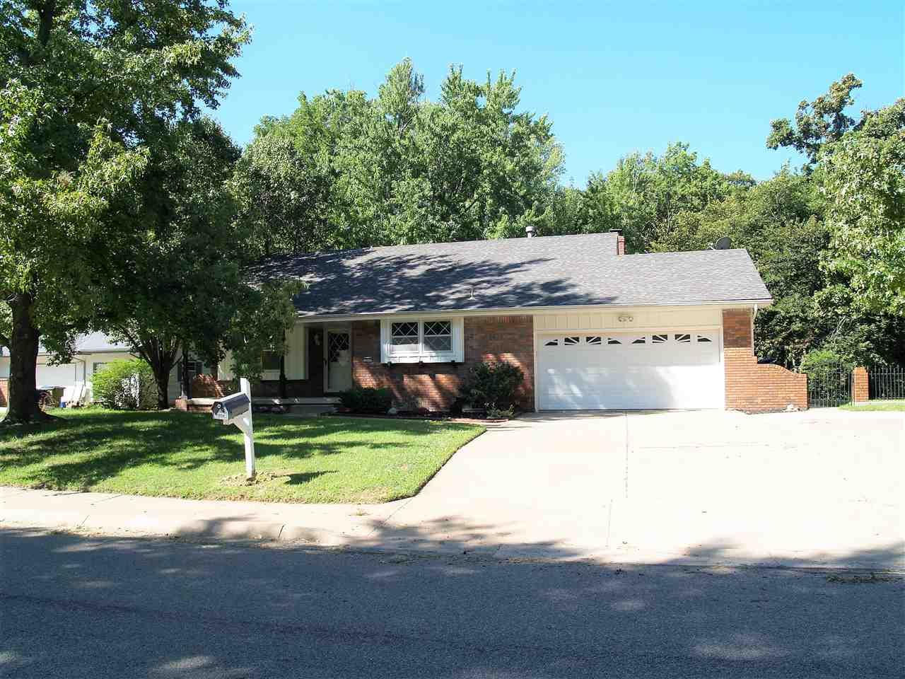 713 Brook Forest Rd - Photo 1