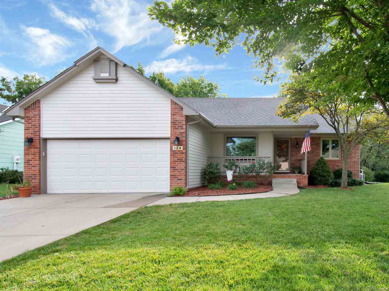 124 Walnut Creek Dr - Photo 1