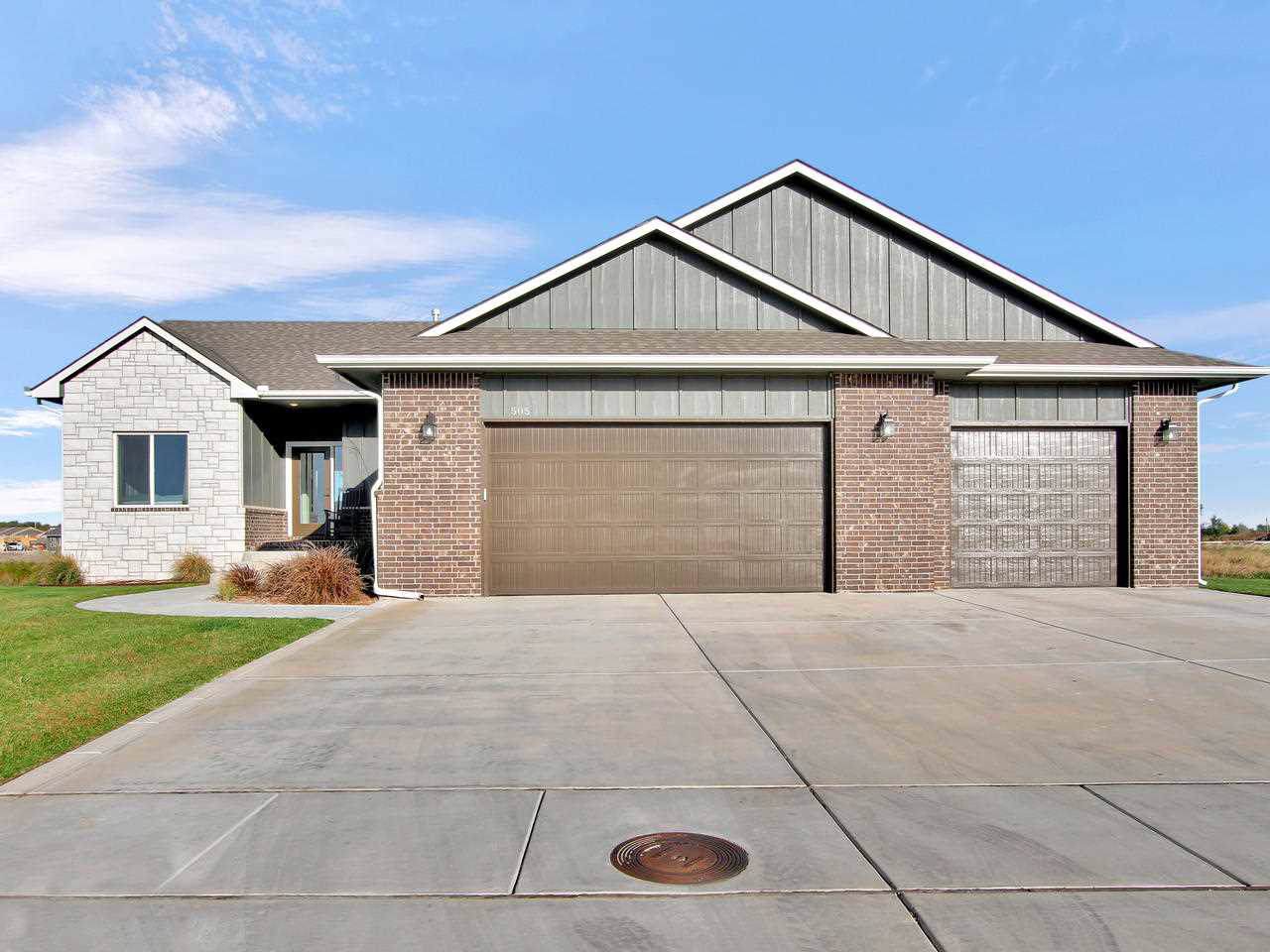 505 Horseshoe Bnd - Photo 1
