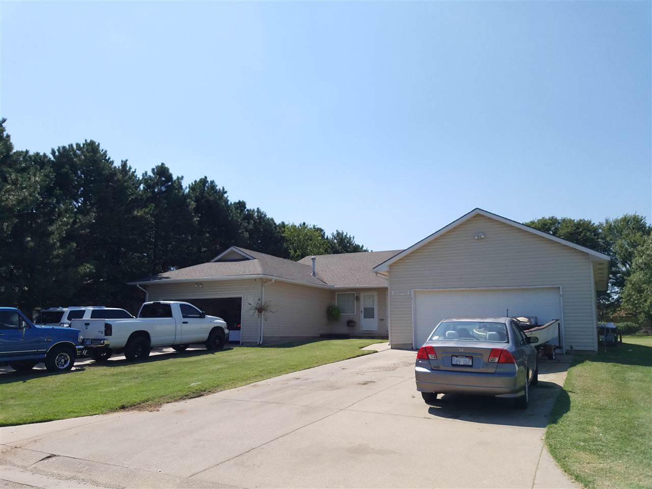 1322 Stewart St - Photo 1