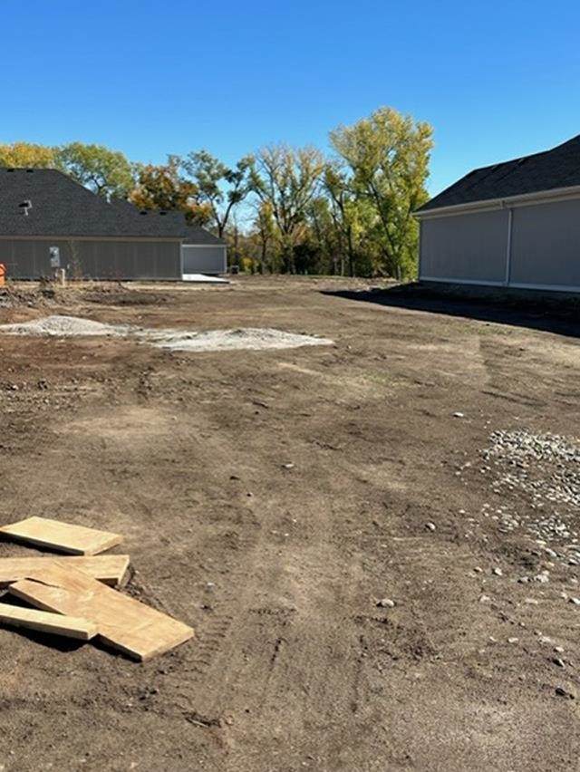 1326 Monument Cir - Photo 1