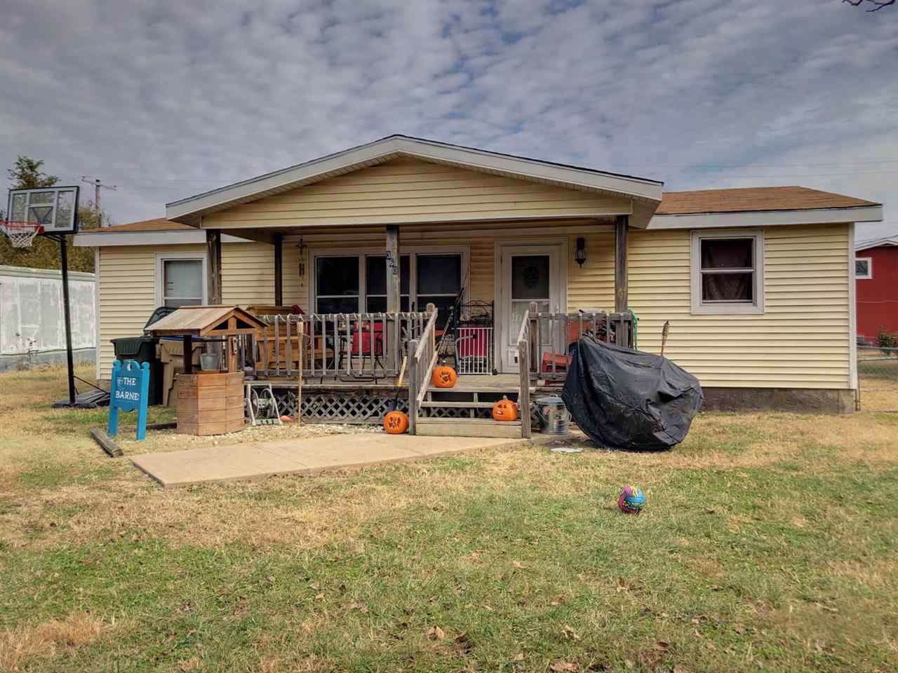 360 Wichita St - Photo 1