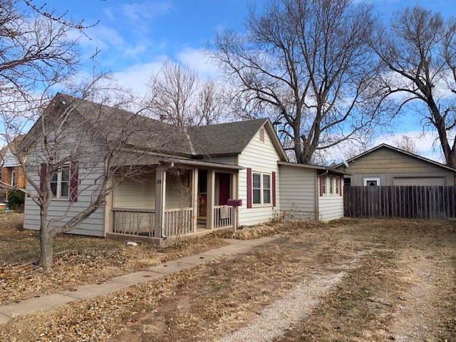 715 Jennings - Photo 1