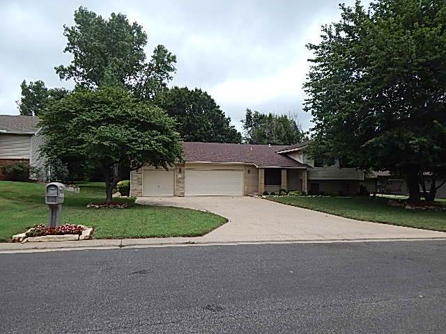 708 34th Ave - Photo 1