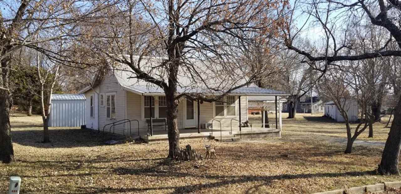 406 Cedar - Photo 1