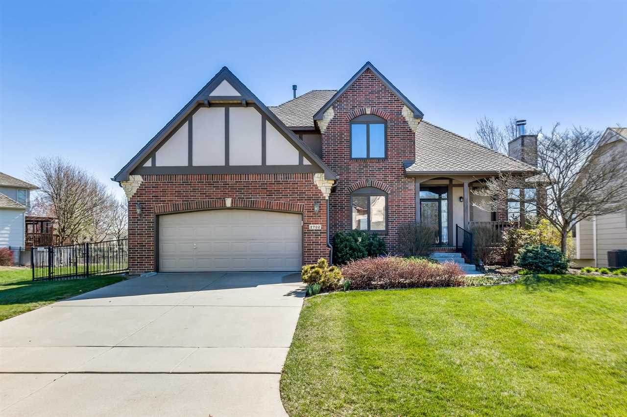 2702 Dublin Cir - Photo 1