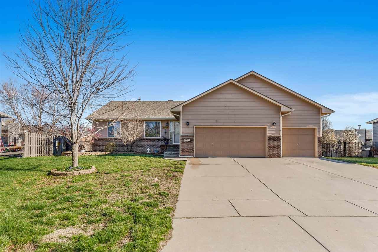 11506 Blake St - Photo 1
