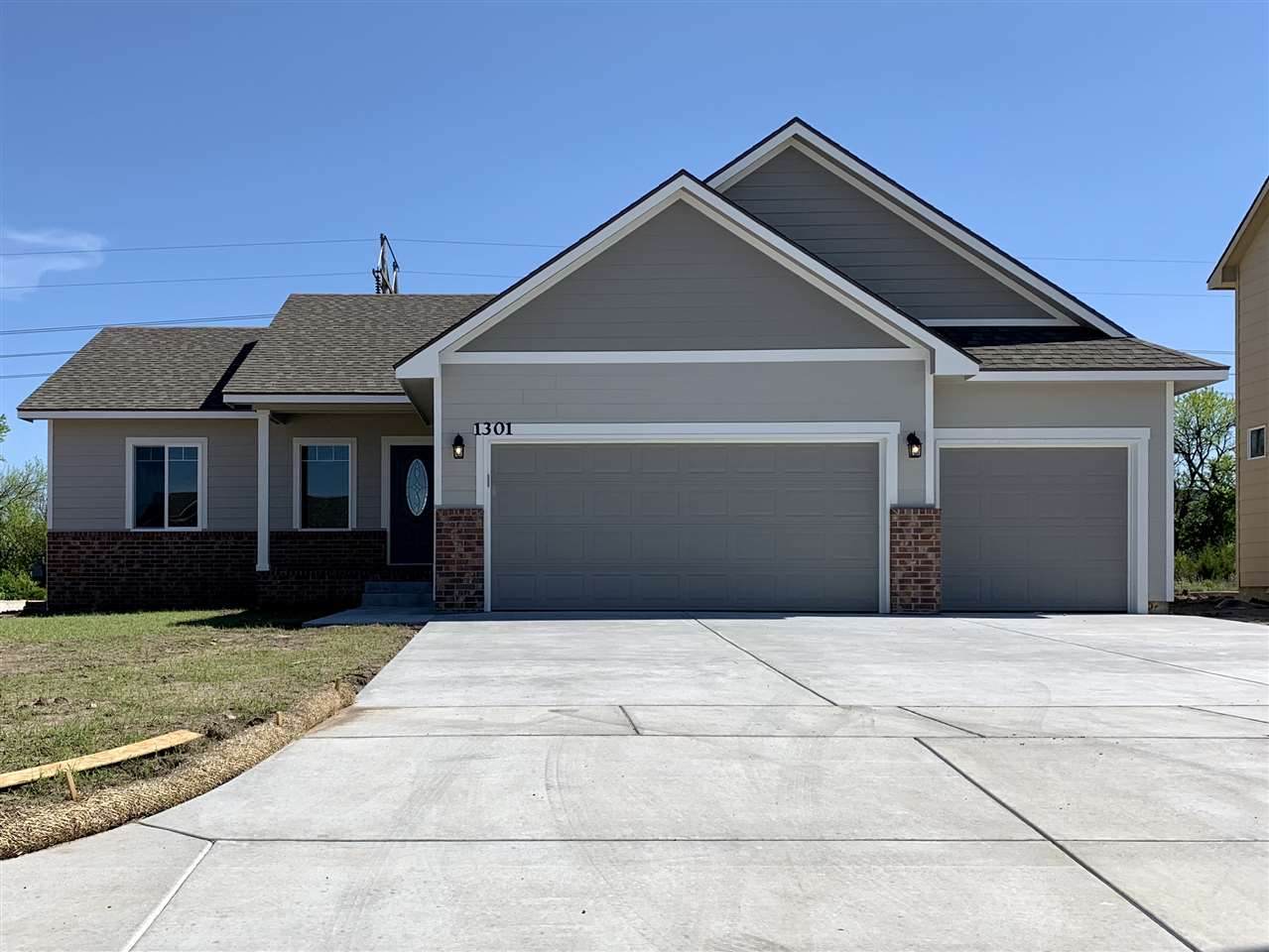 1301 Prairie Hill Cir - Photo 1 1301 Prairie Hill Cir - Photo 1