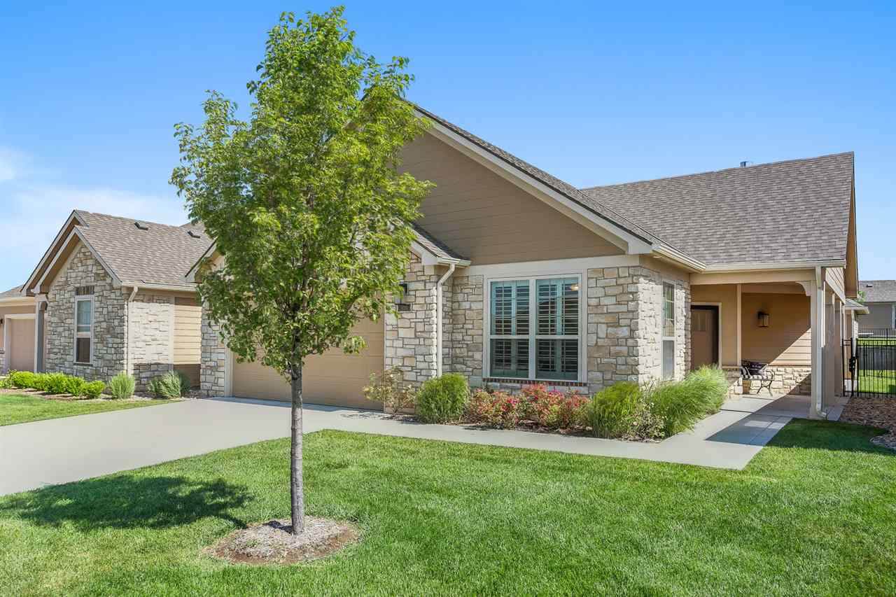 1020 Cross Creek Pl - Photo 1