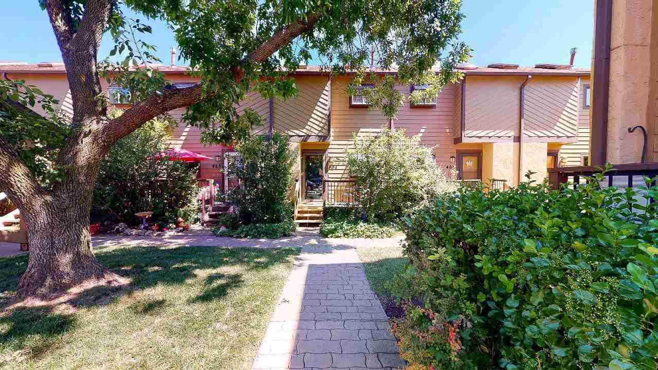 2405 Capri - Photo 1