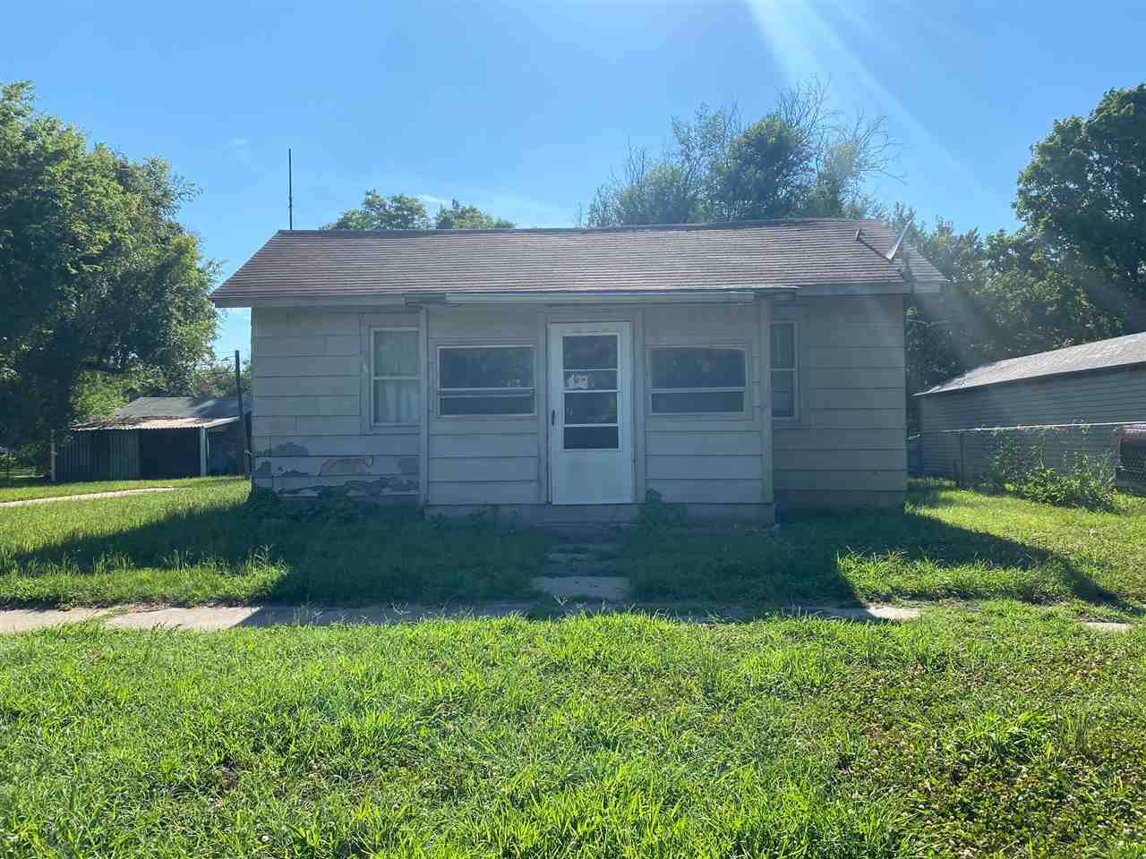 1413 J St - Photo 1