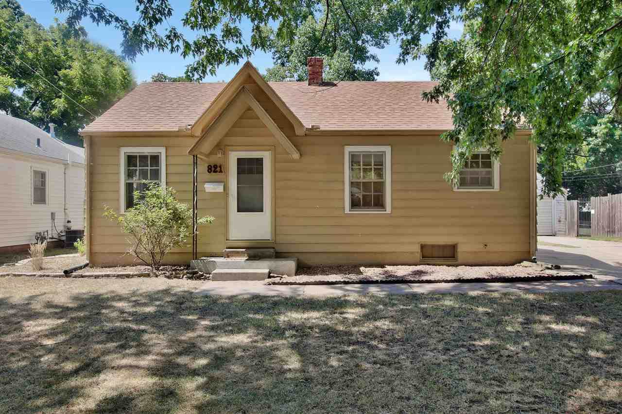 821 Rutan Ave - Photo 1