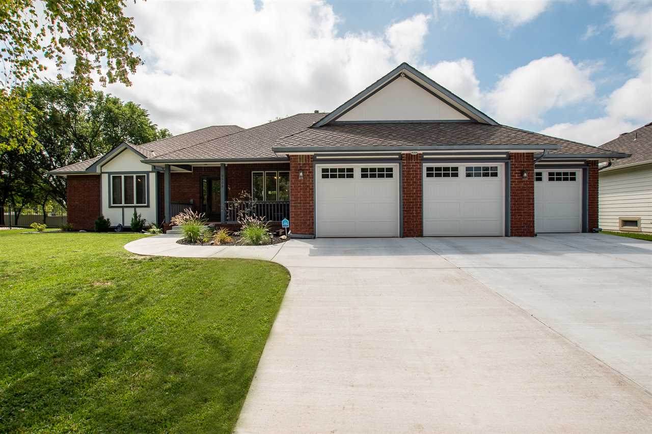 9509 Lakepoint - Photo 1
