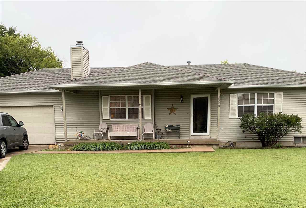 1710 Post Ct - Photo 1