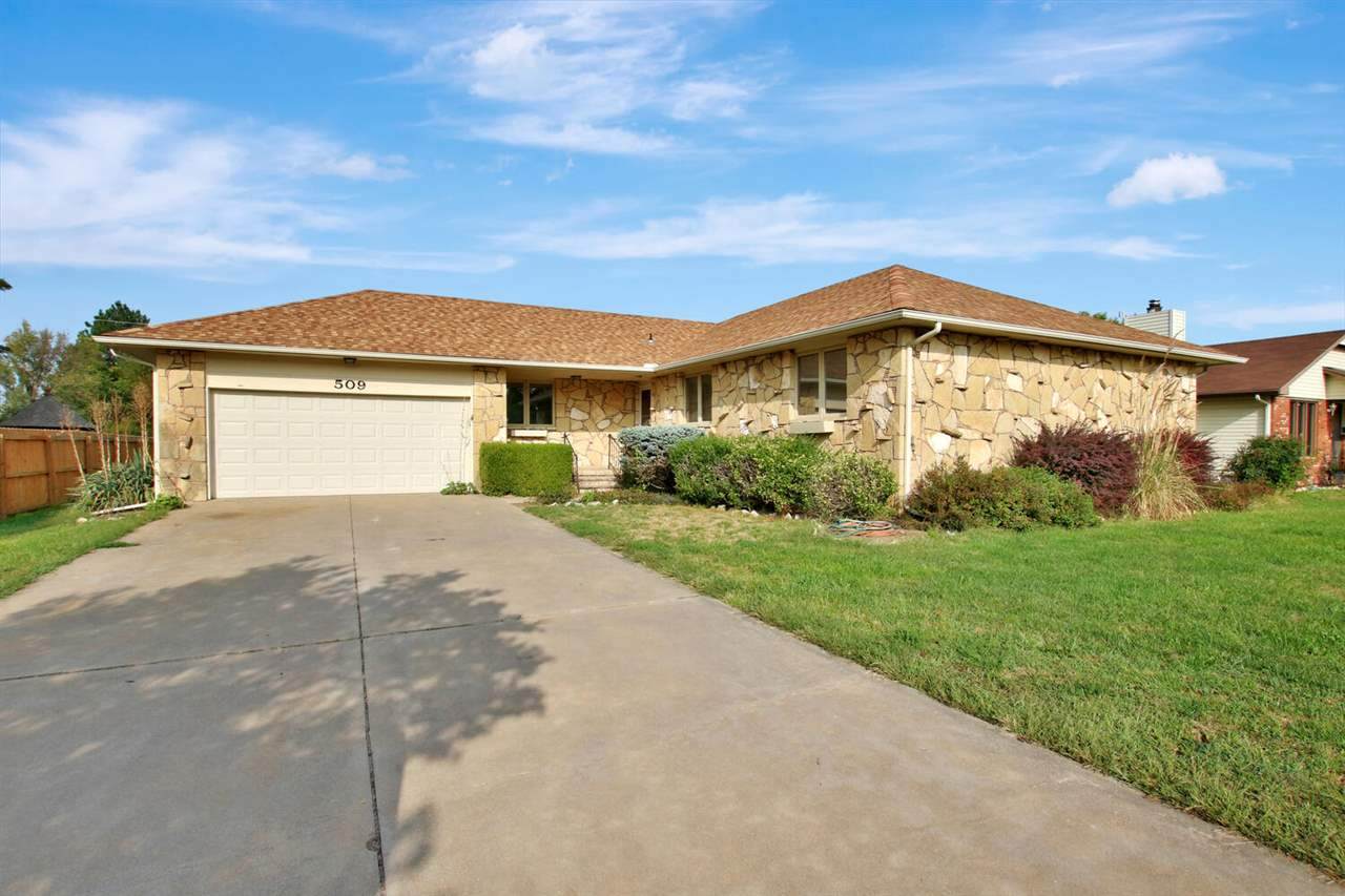 509 Meadowlark Ln - Photo 1
