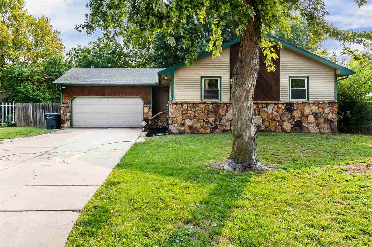 522 Cardington St - Photo 1