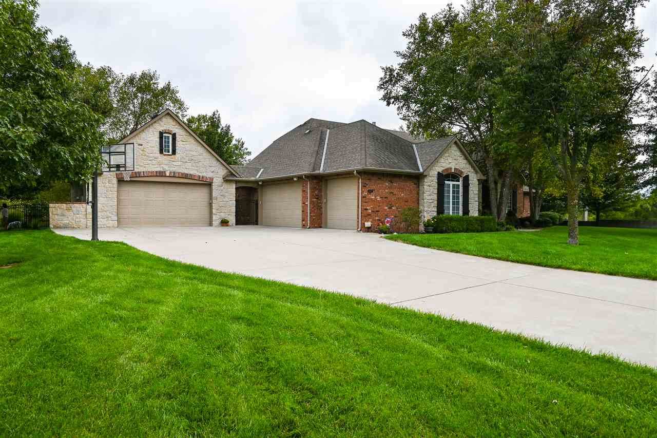 14411 Spring Valley Cir - Photo 1