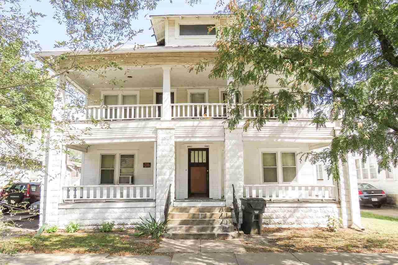 834 Main St - Photo 1