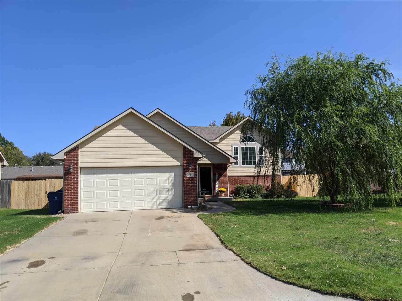 824 Carriage Rd - Photo 1