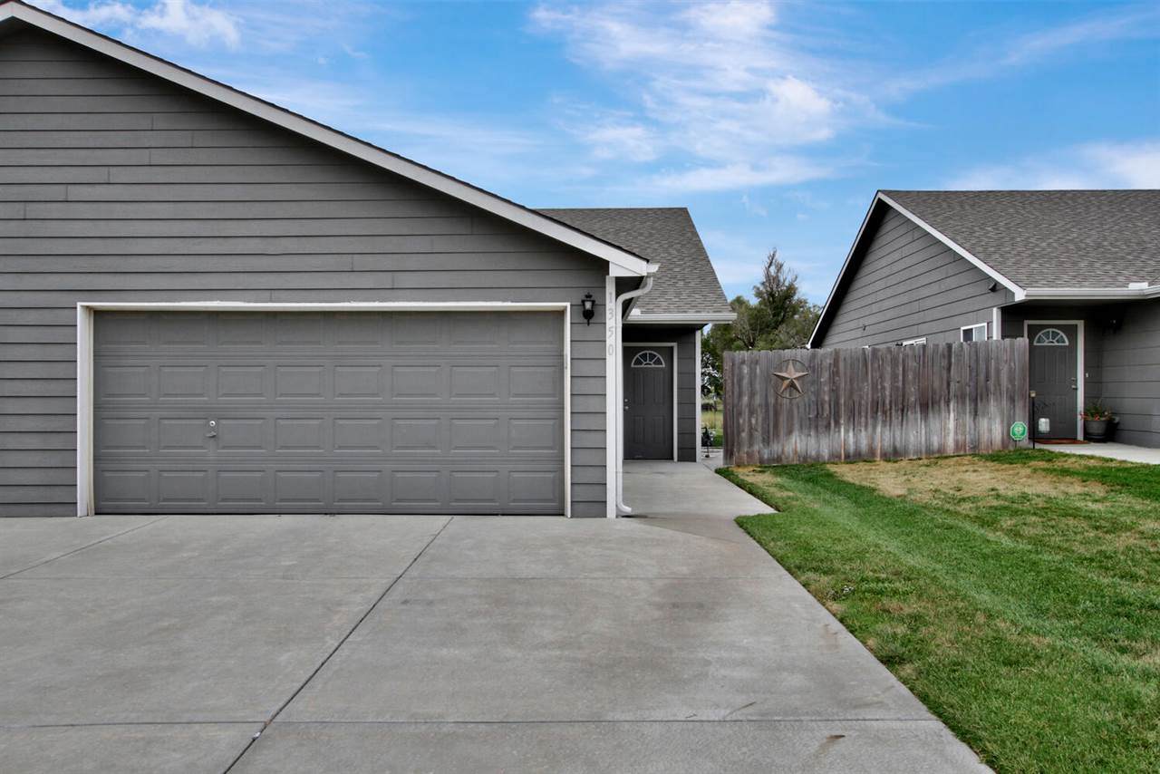 1264 Curtis Ct - Photo 1