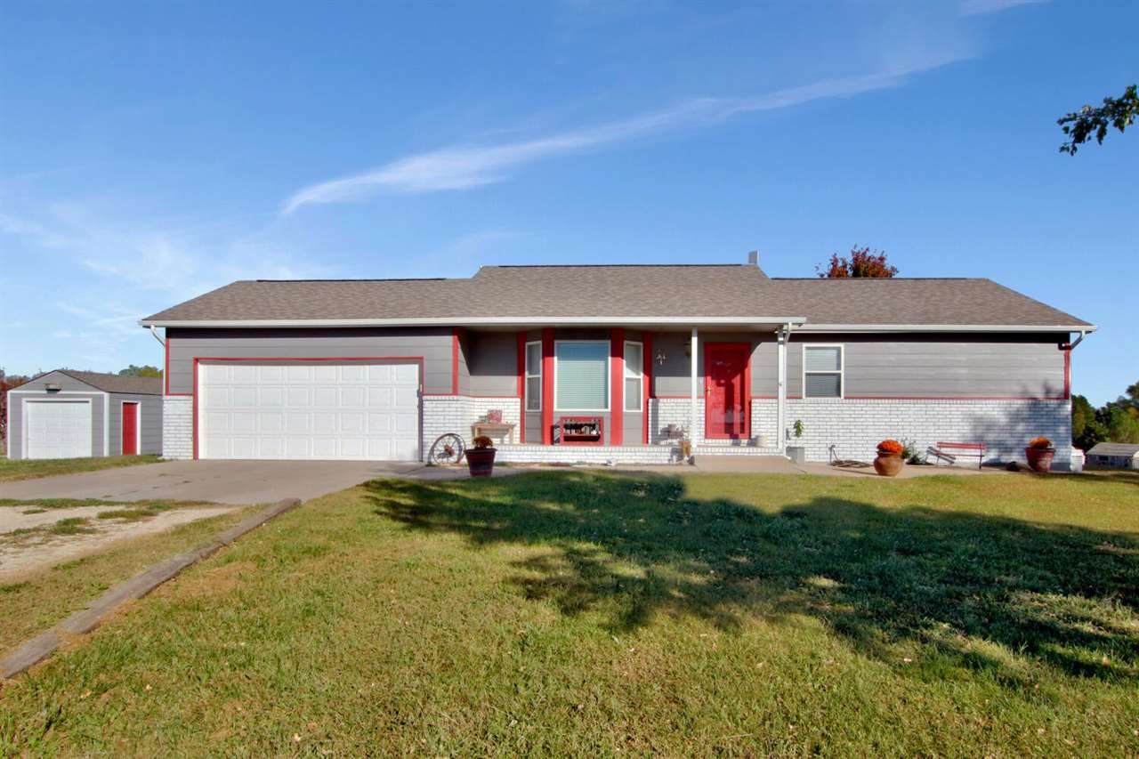 1170 River Rd - Photo 1