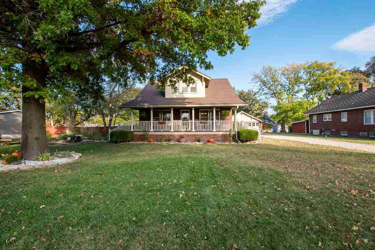 600 Christian Ave - Photo 1
