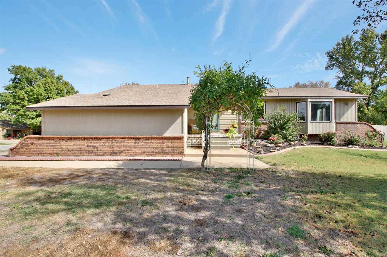 634 Cardington St - Photo 1