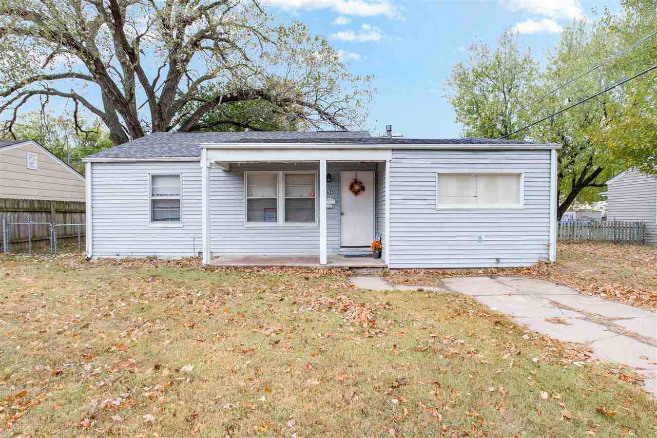 4633 Sycamore Ave - Photo 1