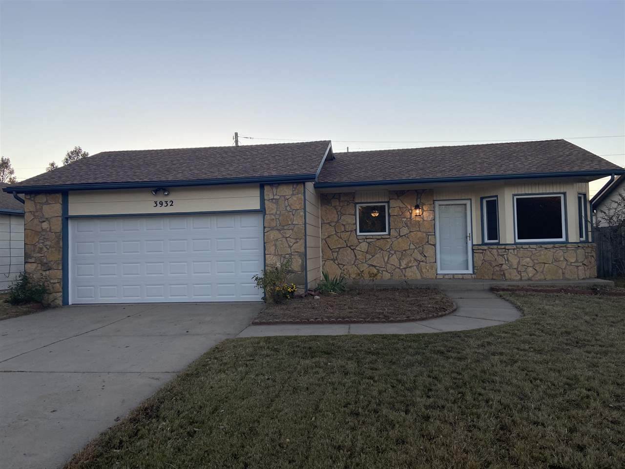3932 32nd Ct S - Photo 1