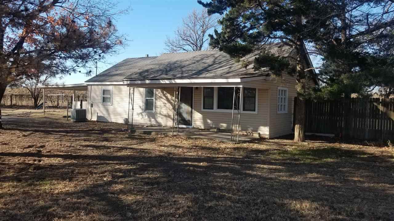 5547 West St - Photo 1