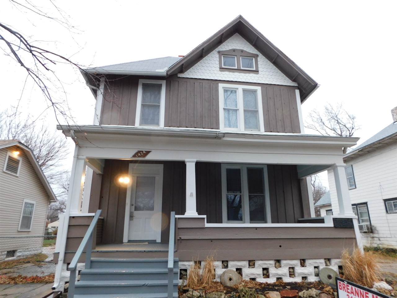 1424 Water St - Photo 1