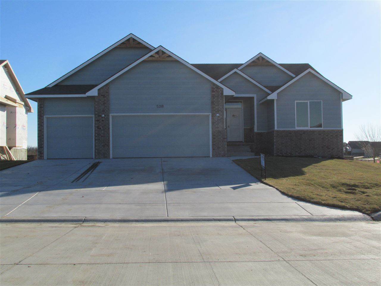 5318 Pebblecreek St - Photo 1