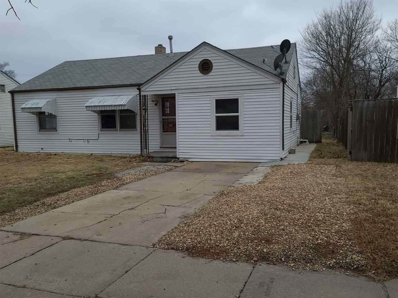2531 Washington Ave - Photo 1