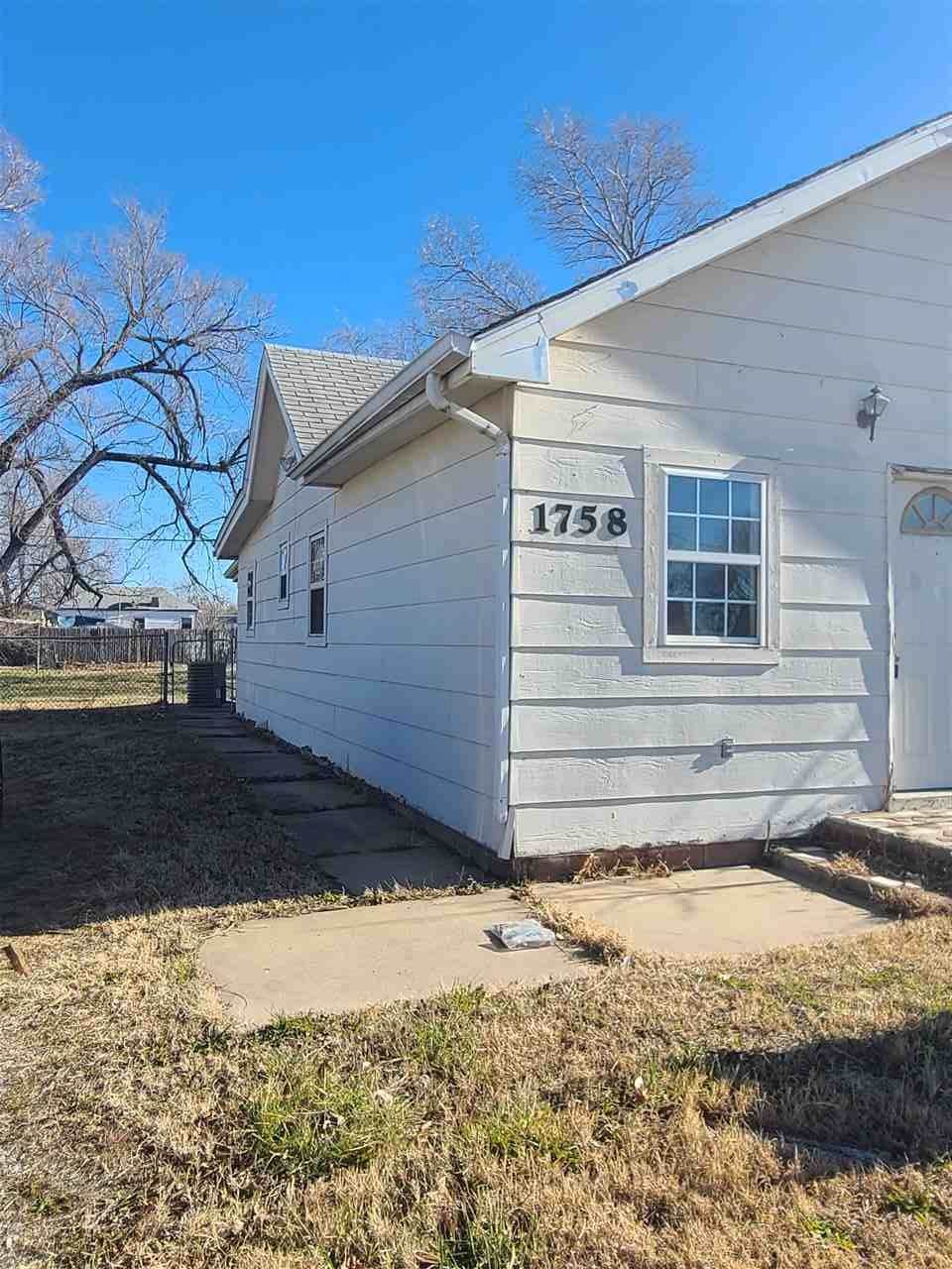 1758 Meridian Ave - Photo 1