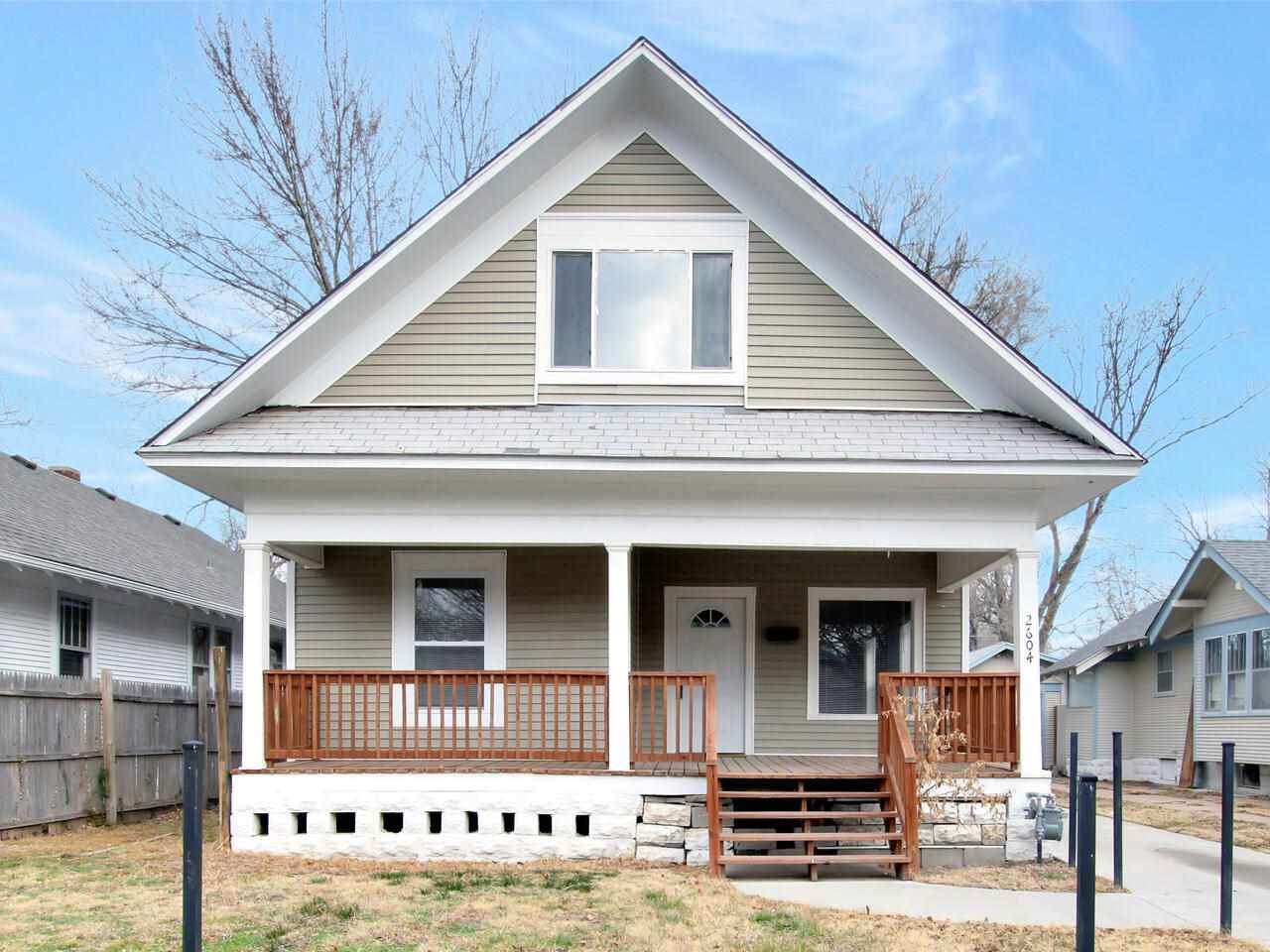 2604 2nd St N - Photo 1